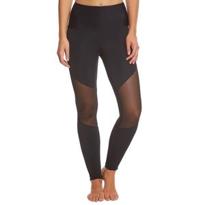 Onzie Track High Waist Legging XS